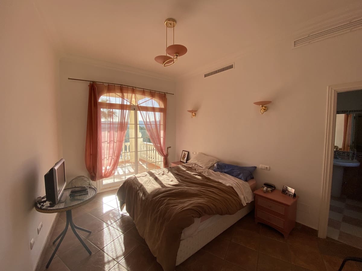 5 soverom Villa til salgs i Mijas Golf - € 1 050 000 (Ref: 9682210)