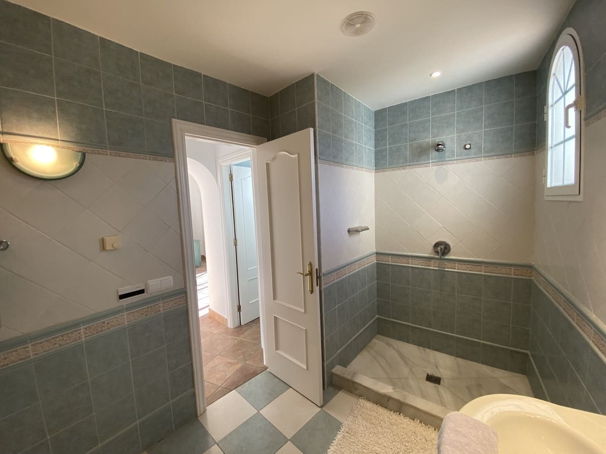 5 soverom Villa til salgs i Mijas Golf - € 1 050 000 (Ref: 9682210)