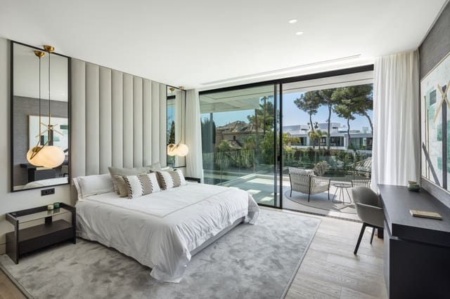 6 soverom Villa til salgs i Puerto Banus, Marbella - € 8 500 000 (Ref: 9682215)