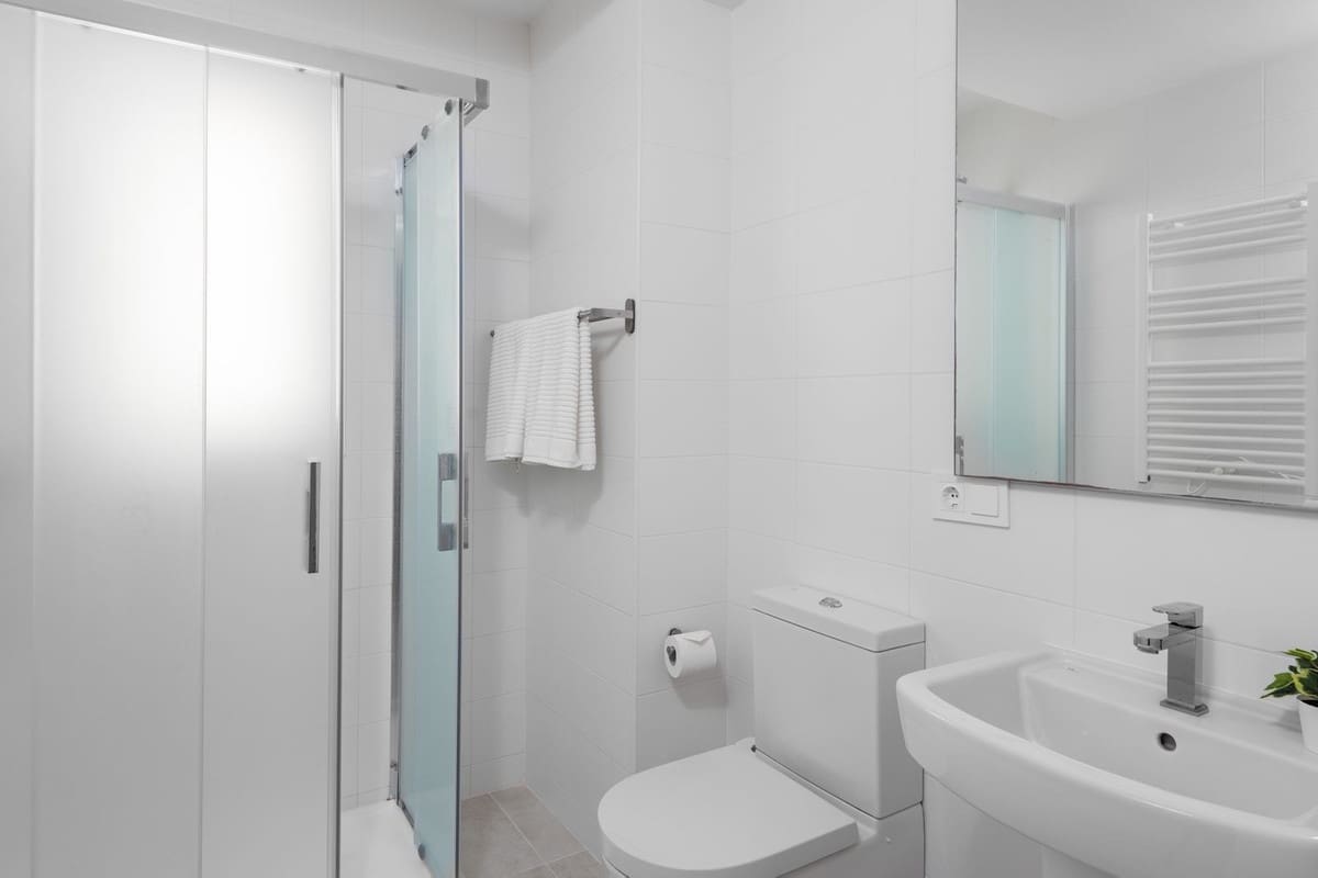 2 soverom Leilighet til salgs i Estepona med garasje - € 399 000 (Ref: 9682216)