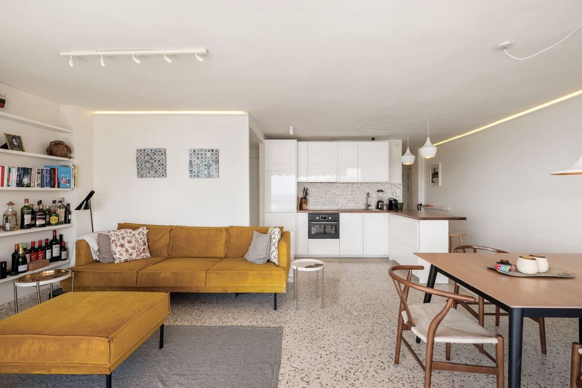 2 bedroom Apartment for sale in Torremolinos - € 470,000 (Ref: 9682217)