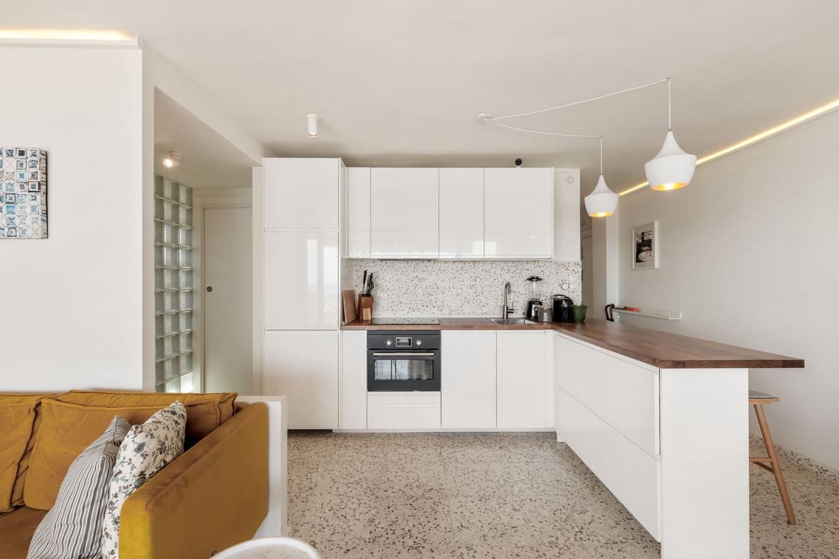 2 bedroom Apartment for sale in Torremolinos - € 470,000 (Ref: 9682217)