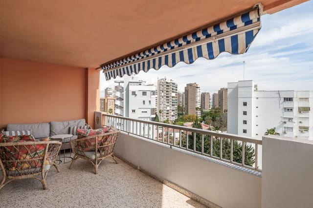 Apartamento de 2 habitaciones en Torremolinos en venta - 470.000 € (Ref: 9682217)