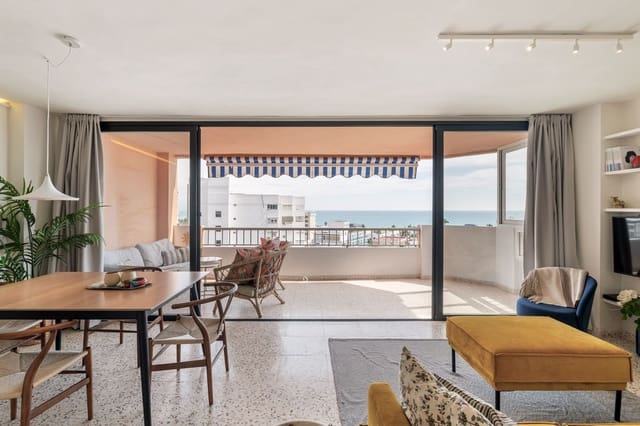 Apartamento de 2 habitaciones en Torremolinos en venta - 470.000 € (Ref: 9682217)