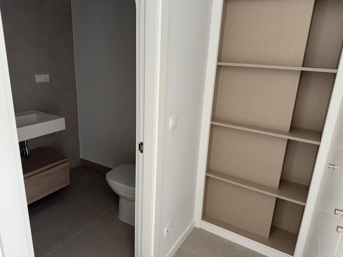 2 slaapkamer Penthouse te koop in Estepona - € 510.000 (Ref: 9682219)