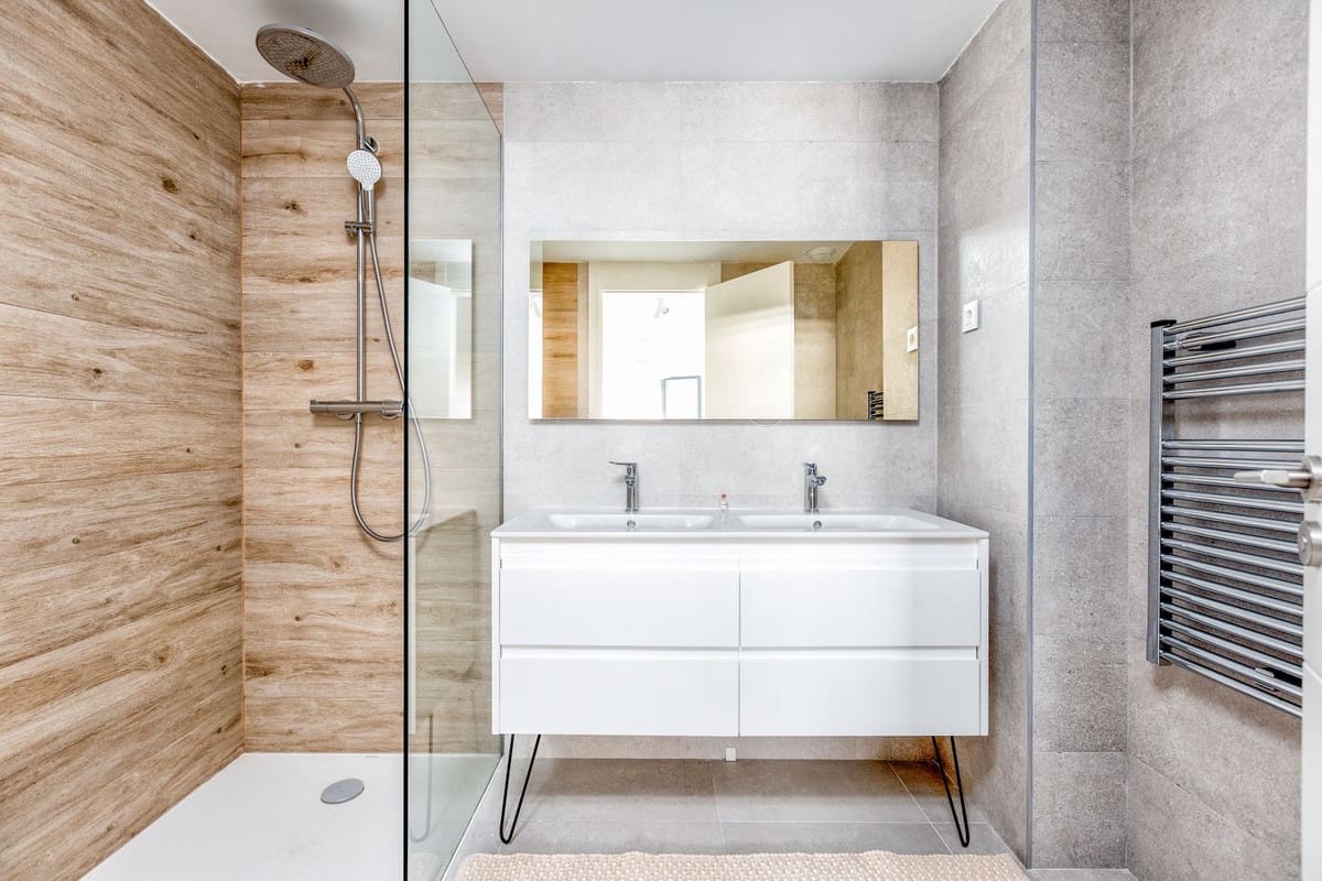 2 bedroom Apartment for sale in Torremolinos with garage - € 1,075,000 (Ref: 9688722)