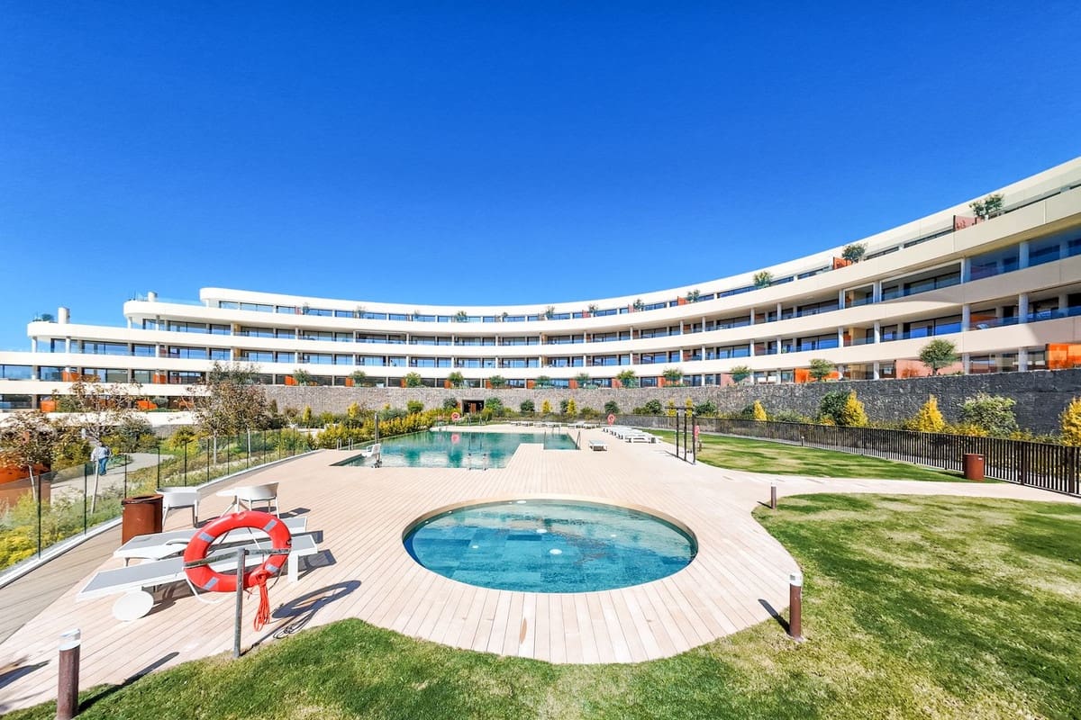 2 makuuhuone Huoneisto myytävänä paikassa Fuengirola mukana 
autotalli - 775 000 € (Ref: 9688723)