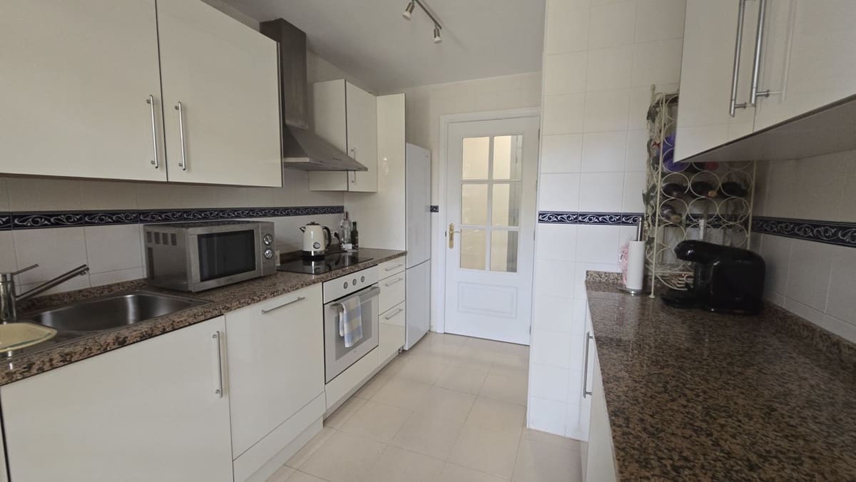 3 soverom Leilighet til salgs i La Cala Hills med garasje - € 420 000 (Ref: 9688729)