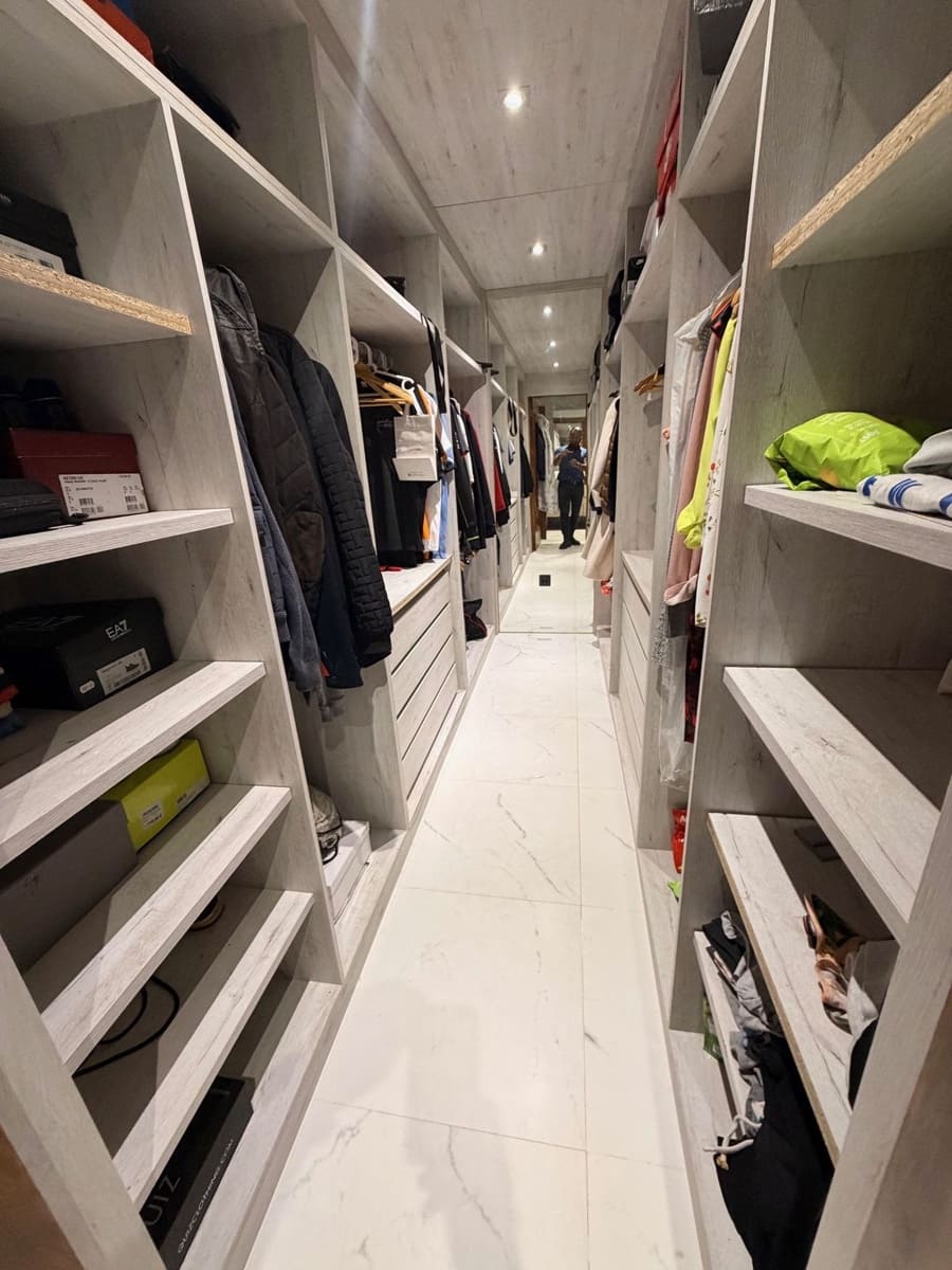 Chalet de 4 habitaciones en Coín en venta - 535.000 € (Ref: 9688733)