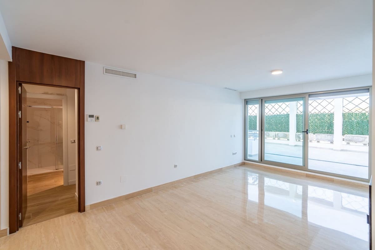 3 Zimmer Apartment zu verkaufen in La Cala de Mijas mit Garage - 427.000 € (Ref: 9688737)