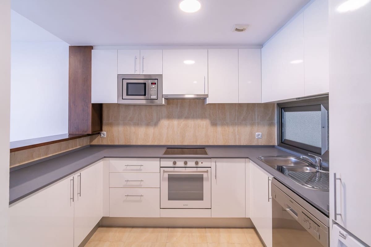 3 Zimmer Apartment zu verkaufen in La Cala de Mijas mit Garage - 427.000 € (Ref: 9688737)