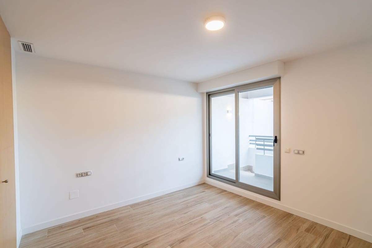 3 Zimmer Apartment zu verkaufen in La Cala de Mijas mit Garage - 427.000 € (Ref: 9688737)