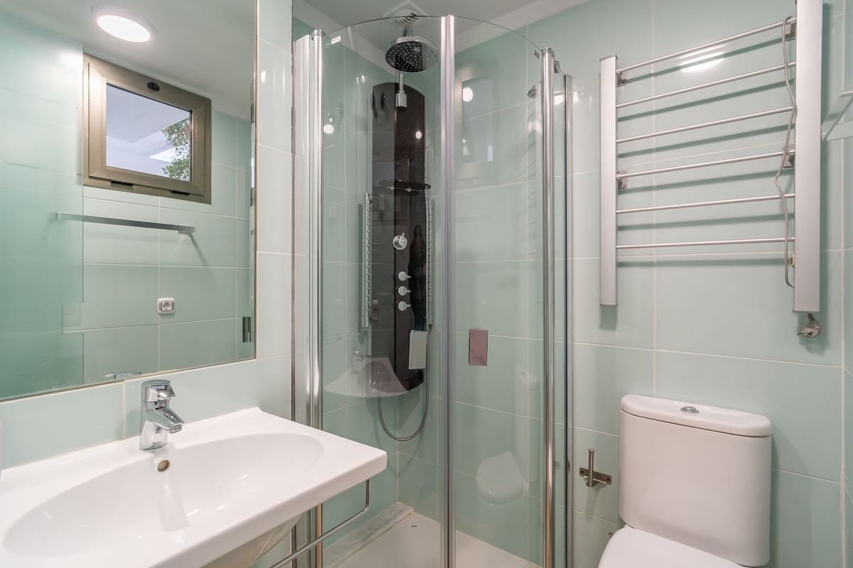 3 Zimmer Apartment zu verkaufen in La Cala de Mijas mit Garage - 427.000 € (Ref: 9688737)