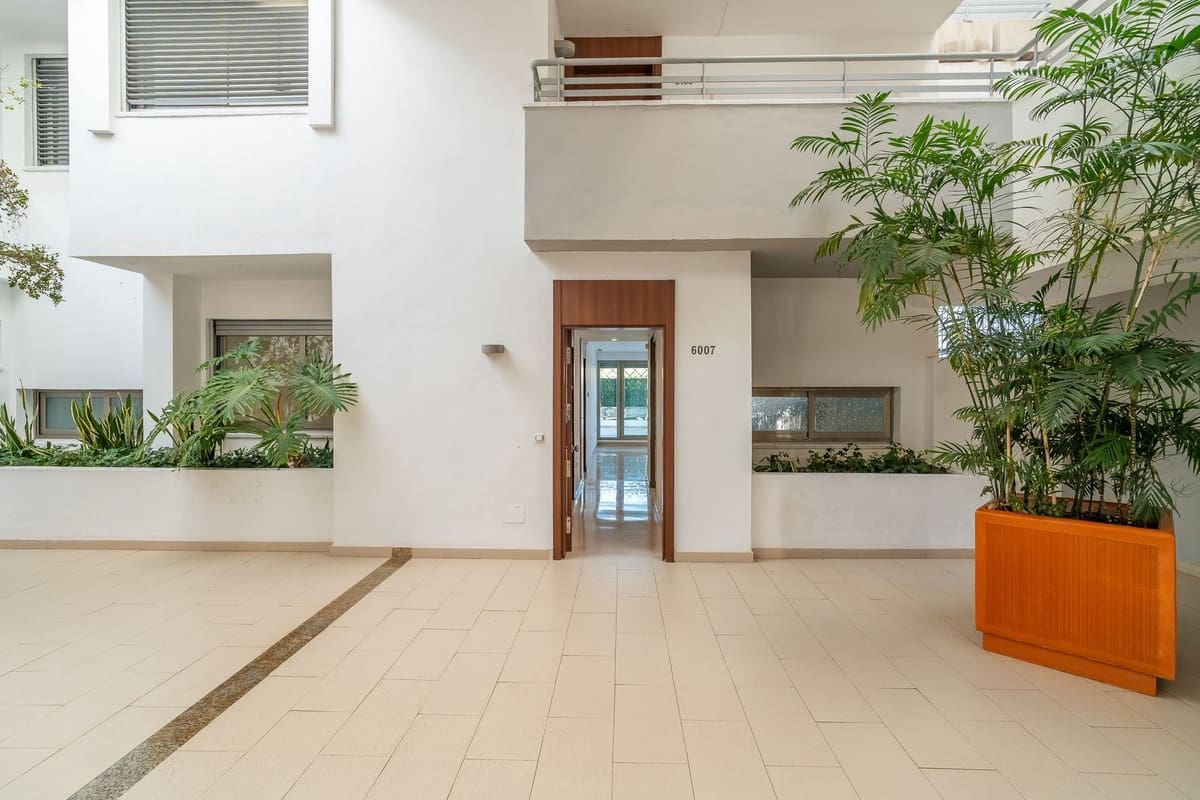 3 Zimmer Apartment zu verkaufen in La Cala de Mijas mit Garage - 427.000 € (Ref: 9688737)