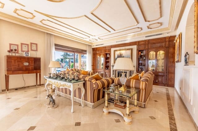 7 makuuhuone Huvila myytävänä paikassa Los Monteros, Marbella - 7 499 000 € (Ref: 9688739)