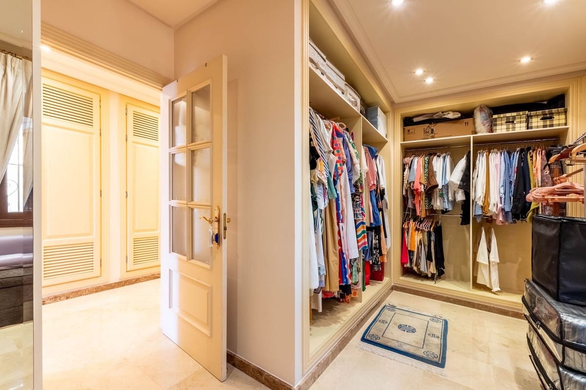 7 makuuhuone Huvila myytävänä paikassa Los Monteros - 7 499 000 € (Ref: 9688739)