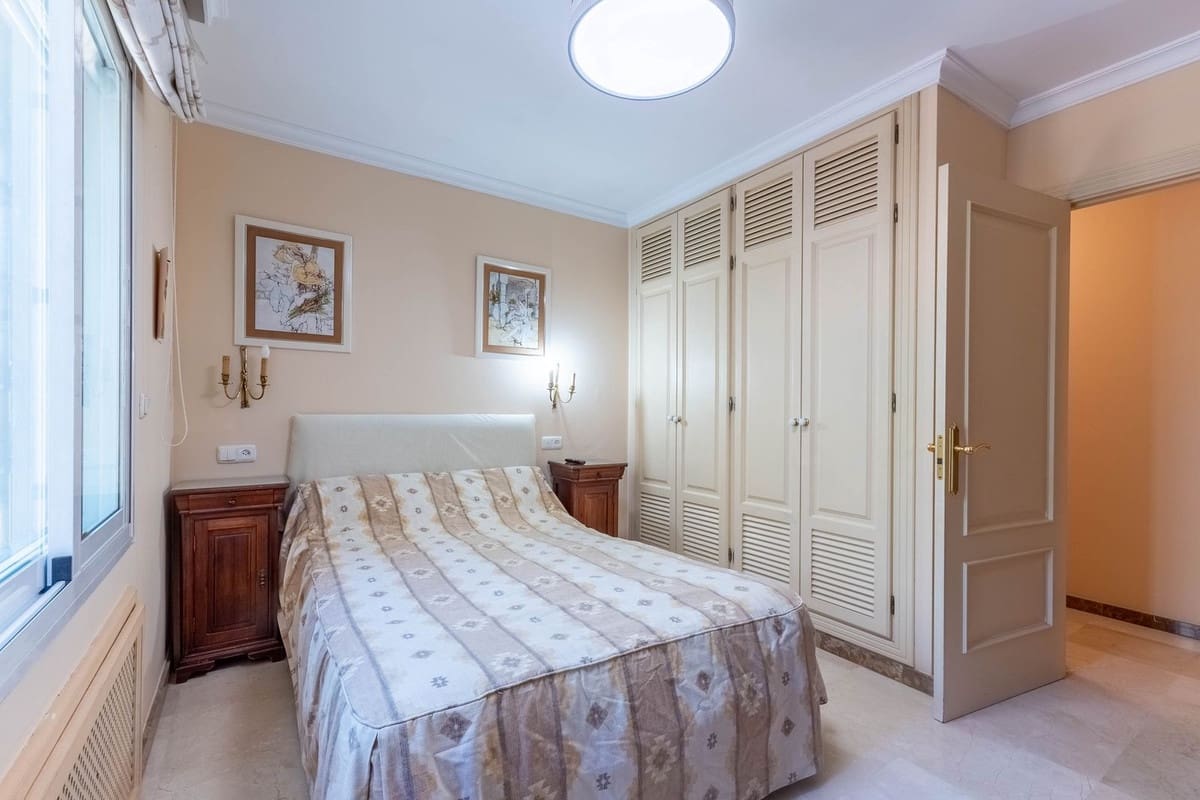 7 makuuhuone Huvila myytävänä paikassa Los Monteros - 7 499 000 € (Ref: 9688739)