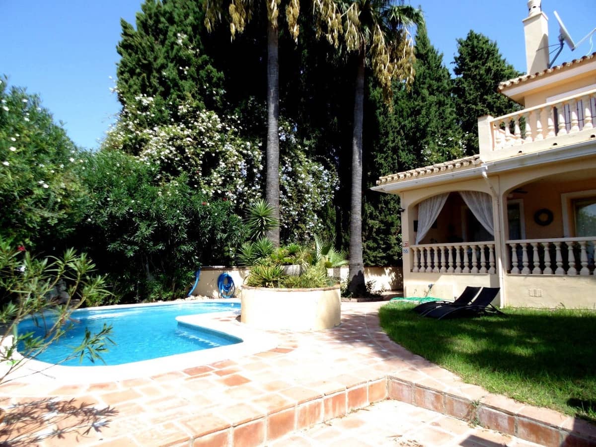 4 bedroom Finca/Country House for sale in La Sierrezuela - € 550,000 (Ref: 9694534)