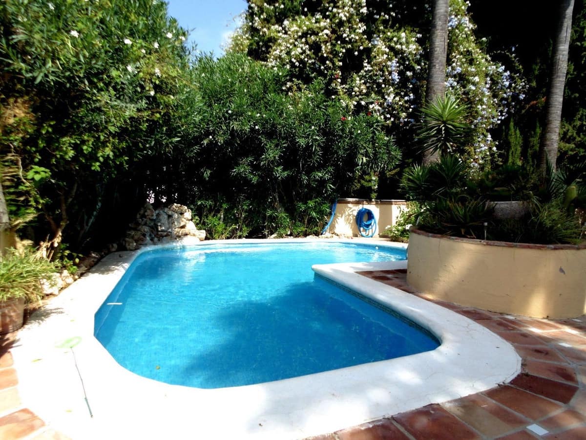 4 bedroom Finca/Country House for sale in La Sierrezuela - € 550,000 (Ref: 9694534)