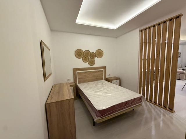 Studio til salg i Torremolinos med garage - € 229.999 (Ref: 9694535)