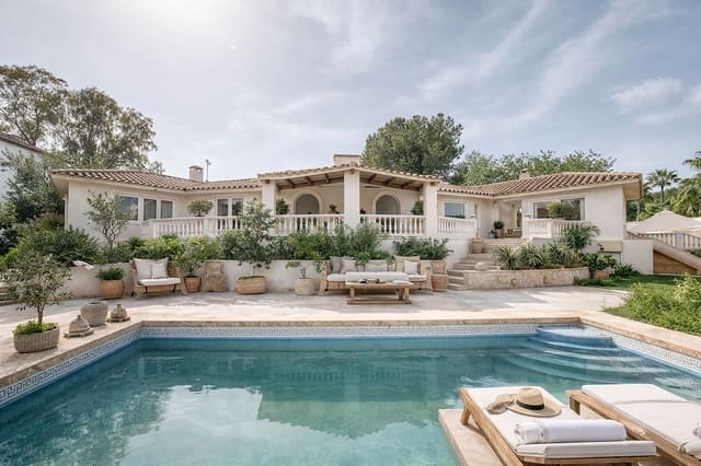 Chalet de 4 habitaciones en Los Arqueros, Benahavís en venta - 2.600.000 € (Ref: 9694536)