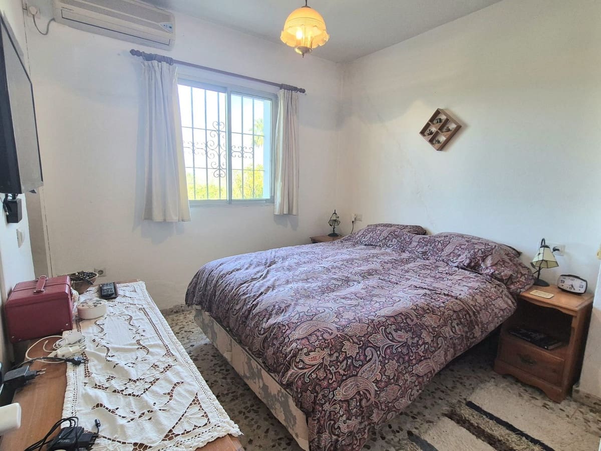 3 bedroom Finca/Country House for sale in Cartama - € 369,000 (Ref: 9694539)