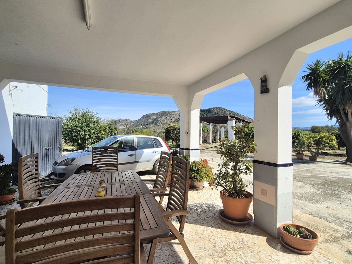 3 bedroom Finca/Country House for sale in Cartama - € 369,000 (Ref: 9694539)