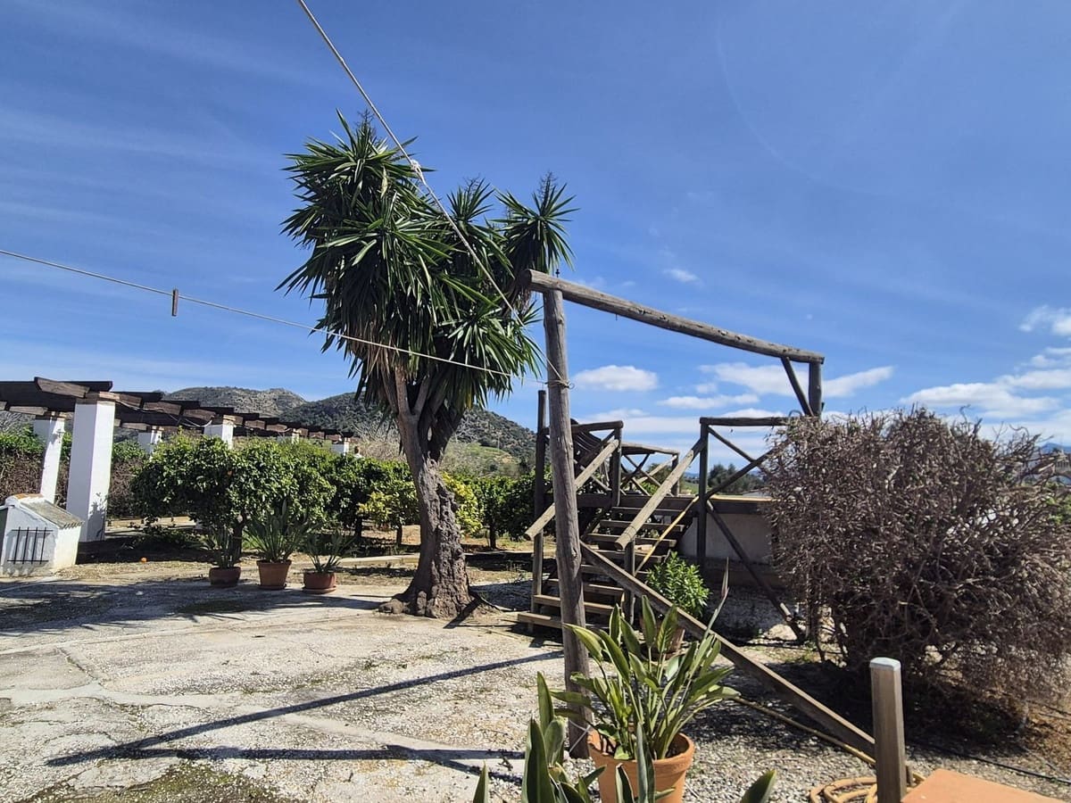 3 bedroom Finca/Country House for sale in Cartama - € 369,000 (Ref: 9694539)