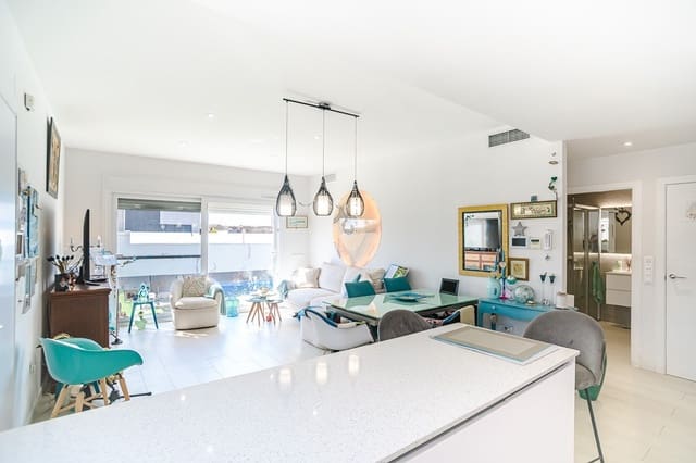 Chalet de 3 habitaciones en Pilar de la Horadada ciudad, Pilar de la Horadada en venta - 450.000 € (Ref: 9694542)