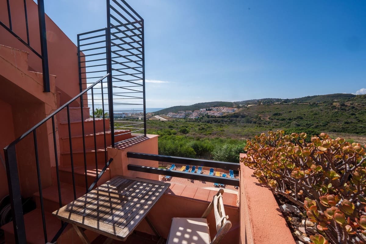 3 soveværelse Penthouse til salg i La Duquesa / Puerto de la Duquesa med garage - € 269.000 (Ref: 9694544)