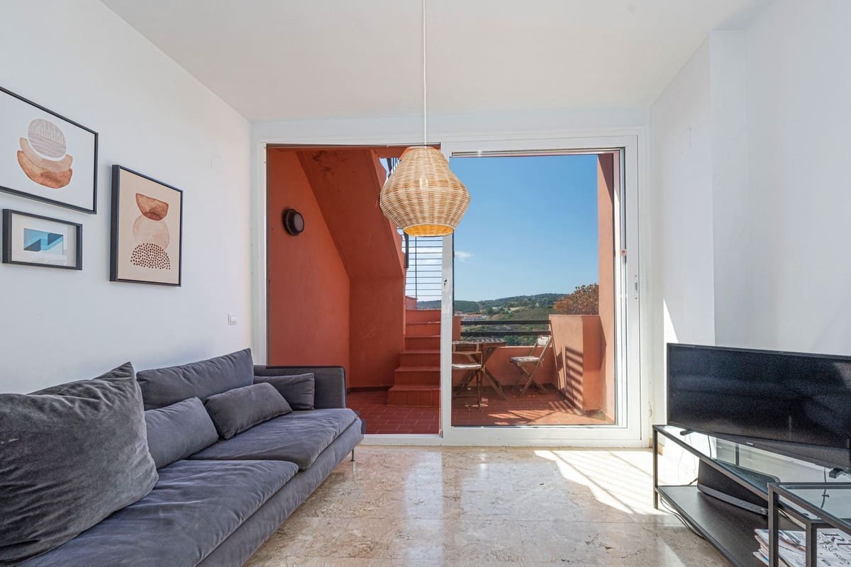 3 soveværelse Penthouse til salg i La Duquesa / Puerto de la Duquesa med garage - € 269.000 (Ref: 9694544)