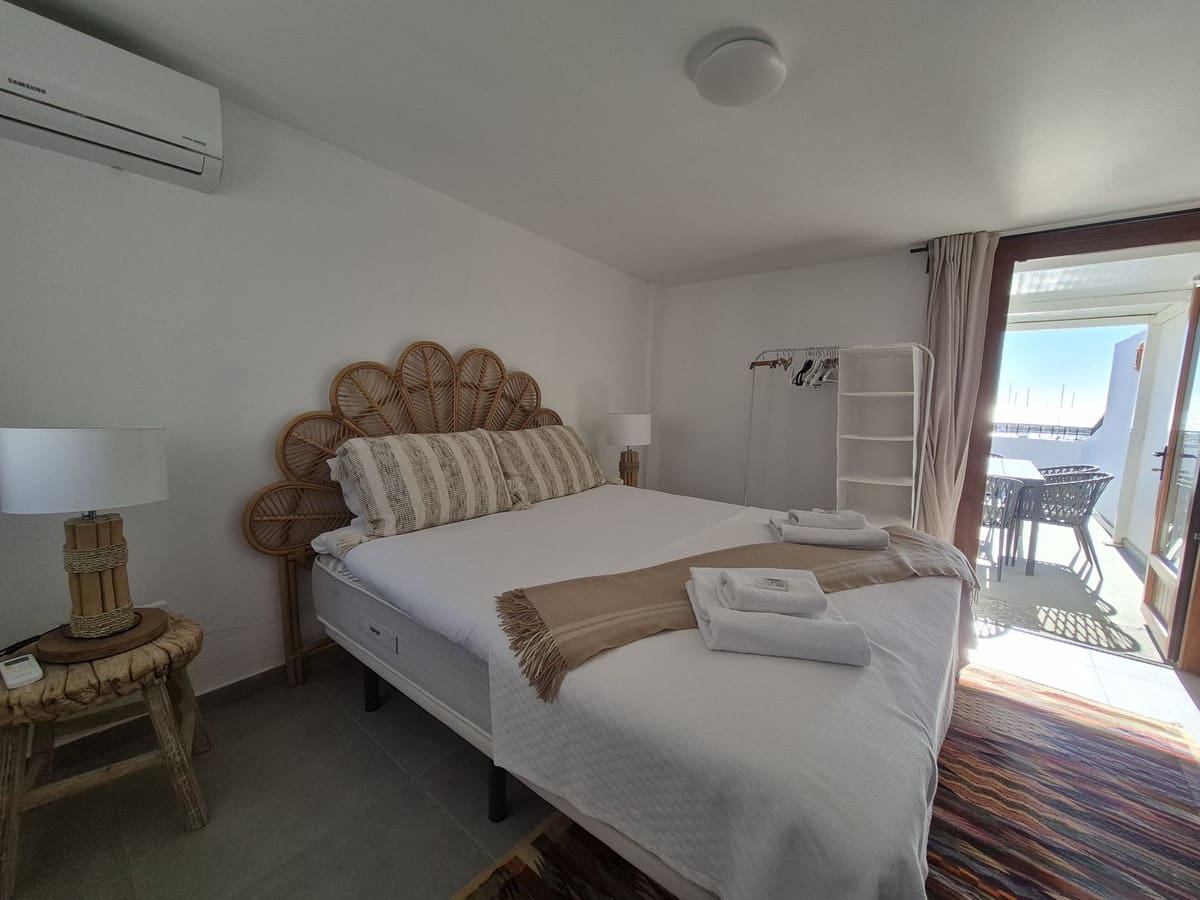 3 soveværelse Penthouse til salg i La Duquesa / Puerto de la Duquesa - € 499.000 (Ref: 9694545)