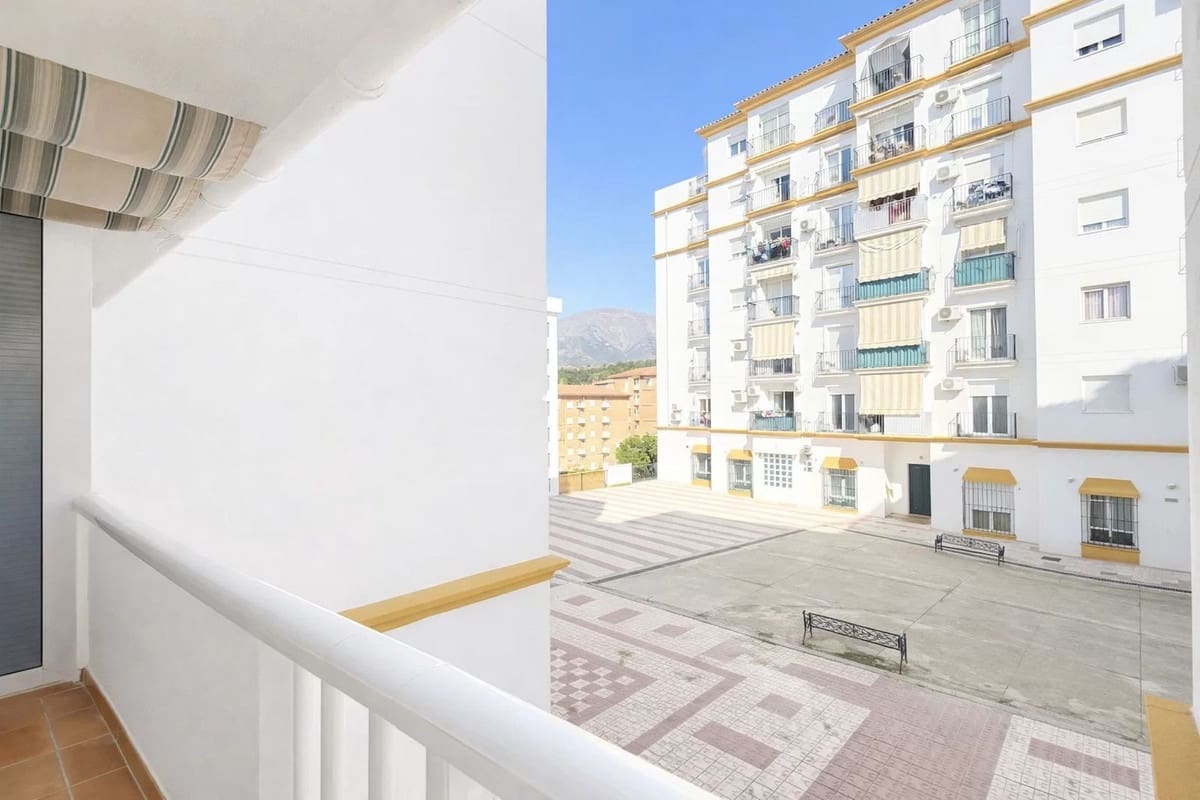 3 Zimmer Apartment zu verkaufen in Estepona - 460.000 € (Ref: 9694549)