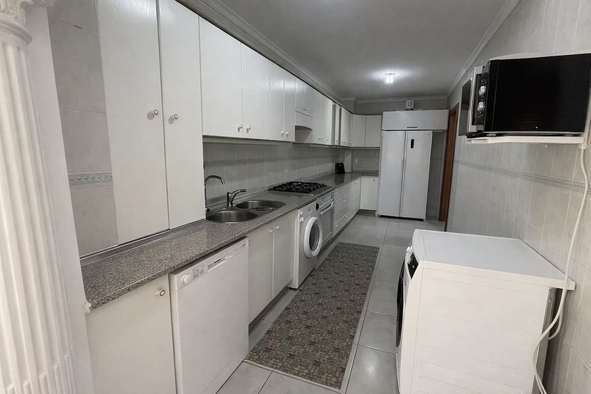 3 Zimmer Apartment zu verkaufen in Estepona - 460.000 € (Ref: 9694549)