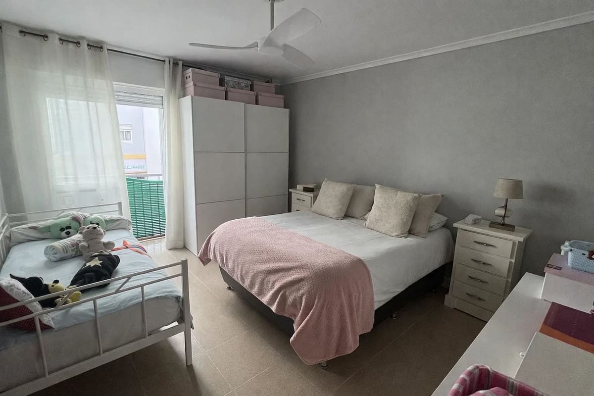 3 Zimmer Apartment zu verkaufen in Estepona - 460.000 € (Ref: 9694549)