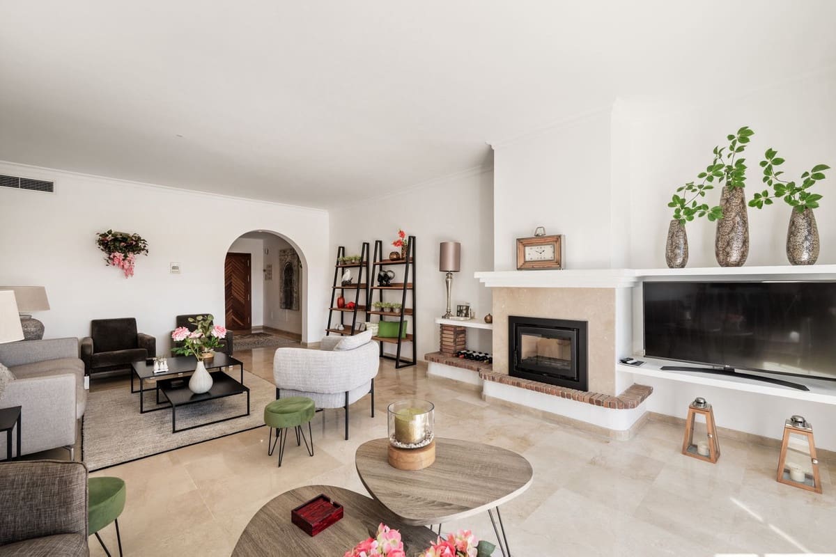 2 soverom Penthouse til salgs i Costalita - € 650 000 (Ref: 9694551)