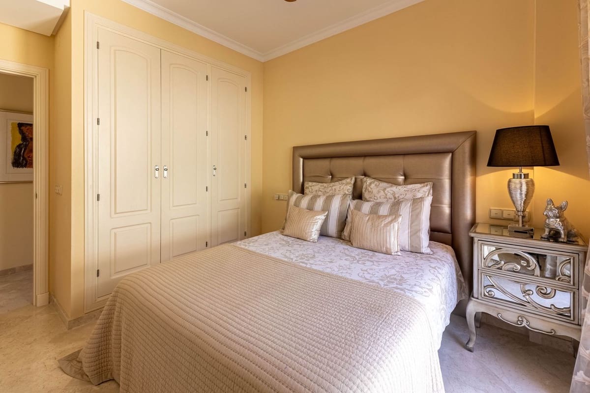 Apartamento de 4 habitaciones en La Mairena en venta con garaje - 595.000 € (Ref: 9697900)