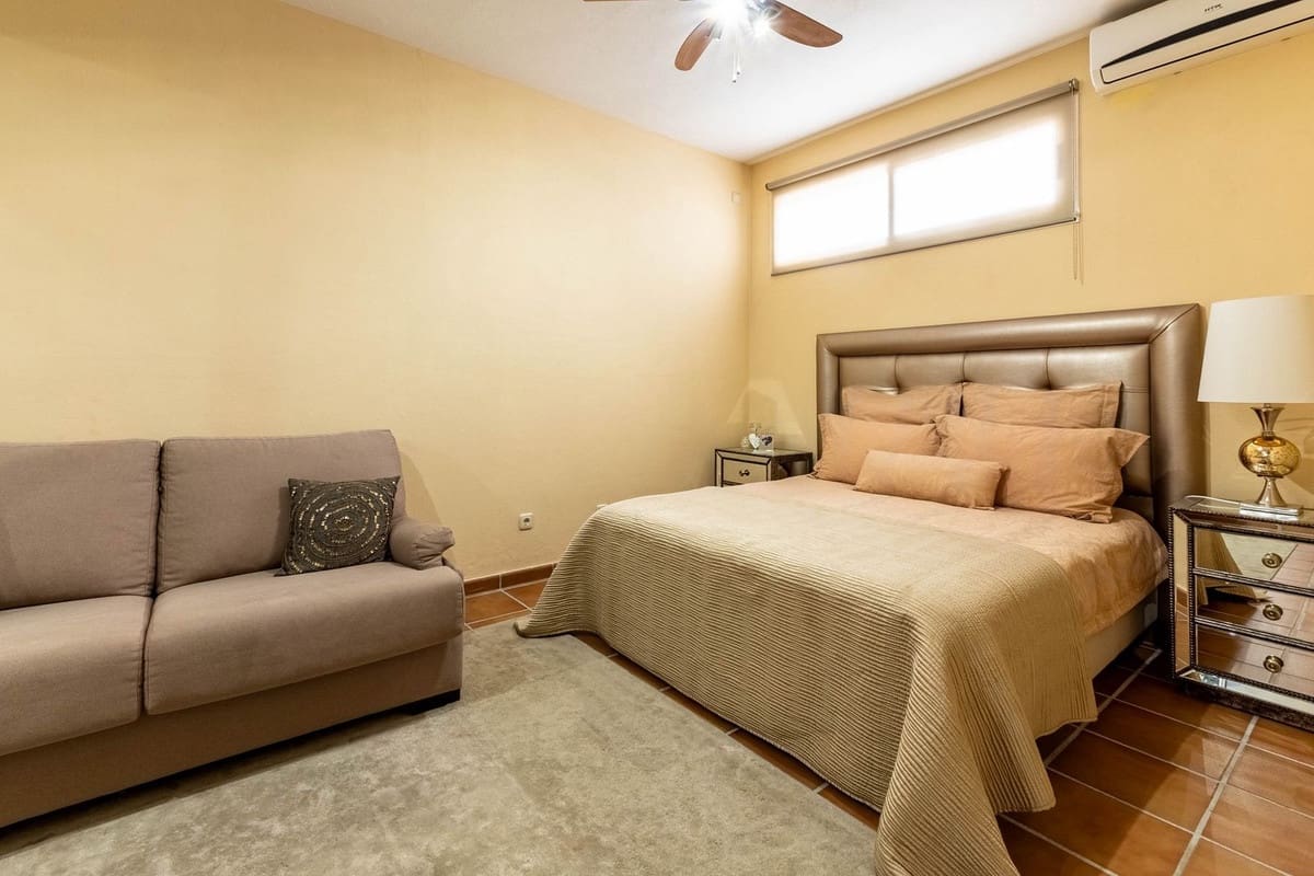 Apartamento de 4 habitaciones en La Mairena en venta con garaje - 595.000 € (Ref: 9697900)