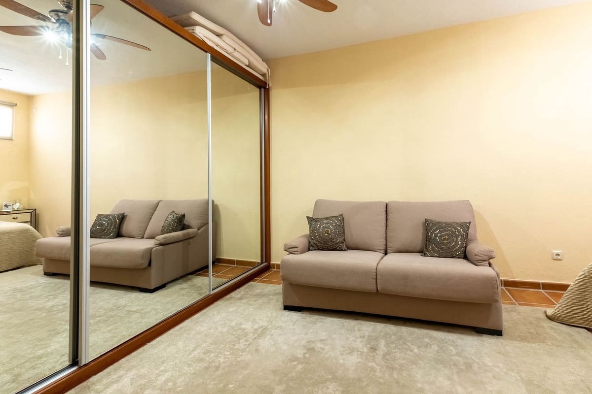 Apartamento de 4 habitaciones en La Mairena en venta con garaje - 595.000 € (Ref: 9697900)