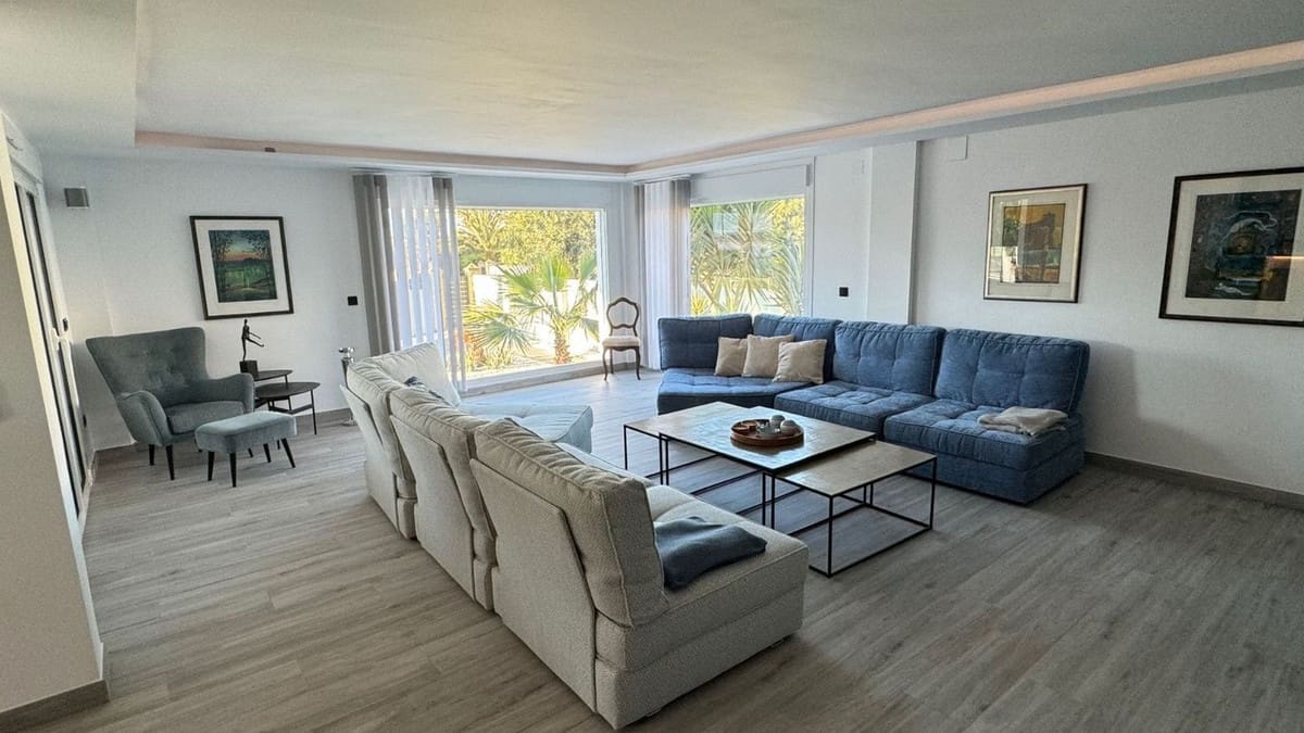 4 soveværelse Villa til salg i Alfaz del Pi / L'Alfas del Pi - € 1.340.000 (Ref: 9697903)