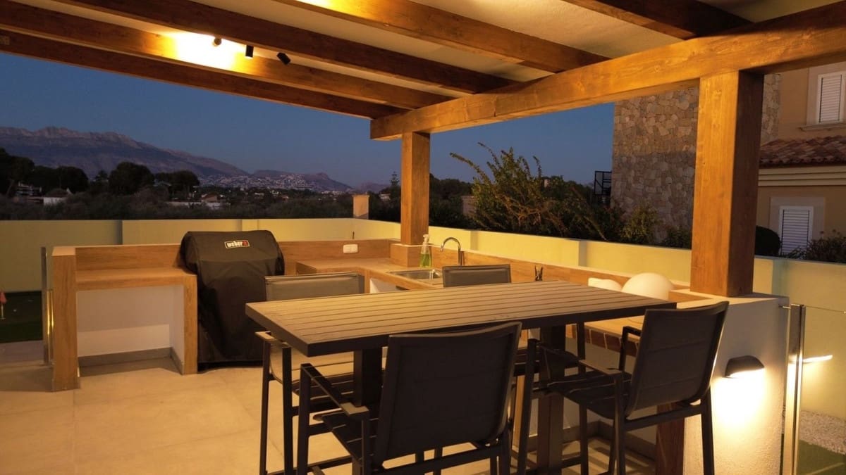 4 soveværelse Villa til salg i Alfaz del Pi / L'Alfas del Pi - € 1.340.000 (Ref: 9697903)