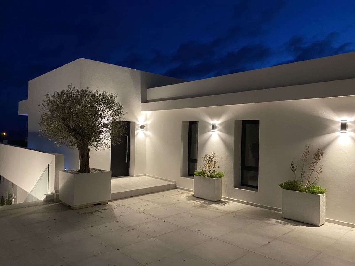 5 bedroom Villa for sale in El Chaparral - € 1,450,000 (Ref: 9697905)