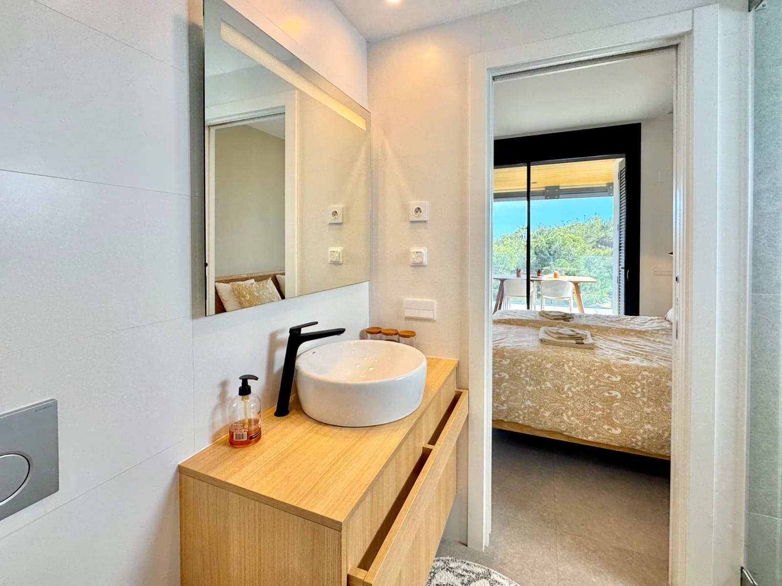 Apartamento de 2 habitaciones en Orihuela en venta - 395.000 € (Ref: 9700248)