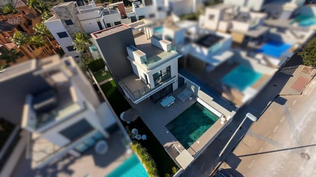 4 sypialnia Willa na sprzedaż w San Miguel de Salinas - 610 000 € (Ref: 9700264)