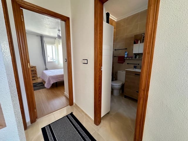 Casa de 4 habitaciones en San Miguel de Salinas en venta - 249.000 € (Ref: 9700273)