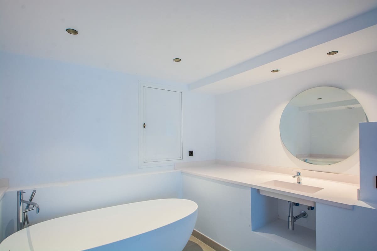 3 bedroom Apartment for sale in La Mairena - € 950,000 (Ref: 9703368)