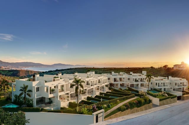 3 soveværelse Byhus til salg i Manilva Pueblo, Manilva - € 562.750 (Ref: 9703401)