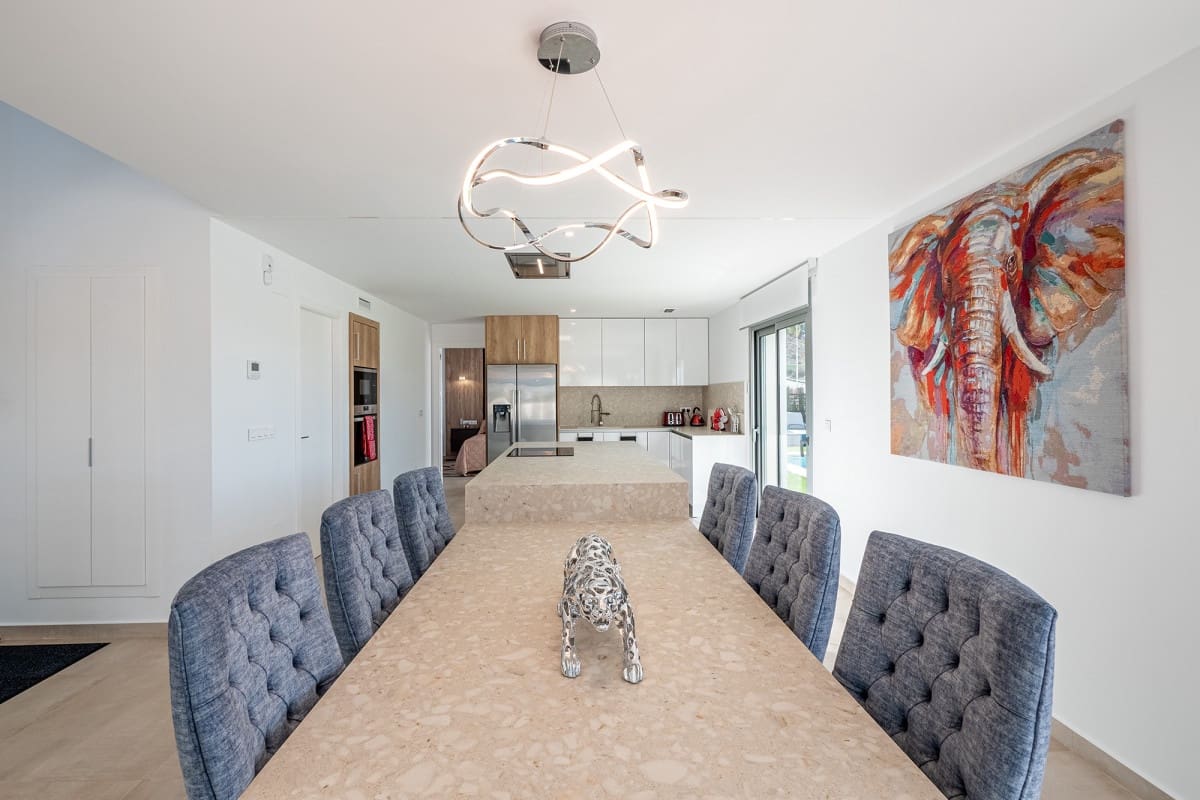 4 bedroom Villa for sale in Algorfa - € 679,000 (Ref: 9703421)