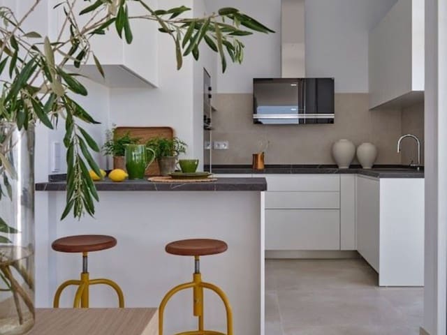 3 makuuhuone Huvila myytävänä paikassa Casco Antiguo, Marbella - 1 950 000 € (Ref: 9703597)