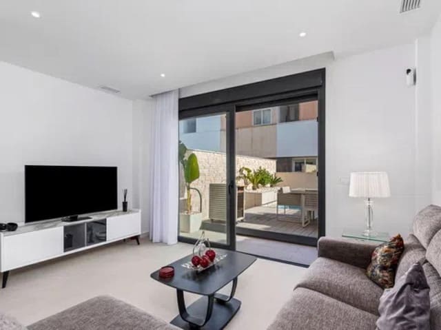 4 quarto Casa em Banda para venda em Guardamar Playa, Guardamar del Segura - 507 000 € (Ref: 9703710)